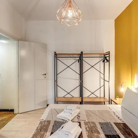 アパート Dimora Lunetta - Modern Flat In Vatican District ローマ